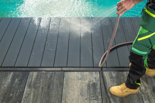 Why Choose Our Certified Pressure Washing Experts for Your Project Needs in Charlevoix, MI?
